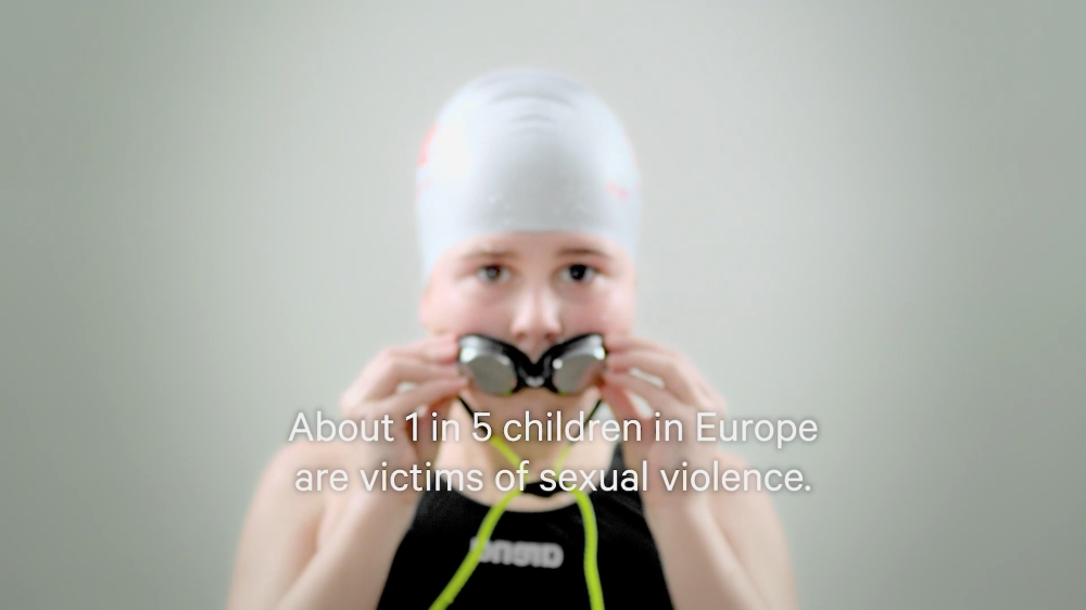 Video - Il Consiglio dà il via libera definitivo alla proroga di una misura di protezione contro gli abusi sessuali sui minori