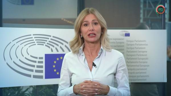 Il Tribunale europeo sospende l'obbligo del green pass per l'accesso all'Europarlamento