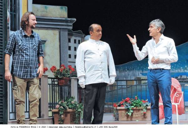 NAPOLETANO? E FAMME ‘NA PIZZA! al Teatro Manzoni di Milano