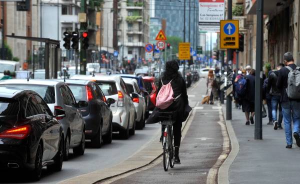 Riapre il bando per i contributi rivolto alle imprese per la sostituzione dei veicoli inquinanti